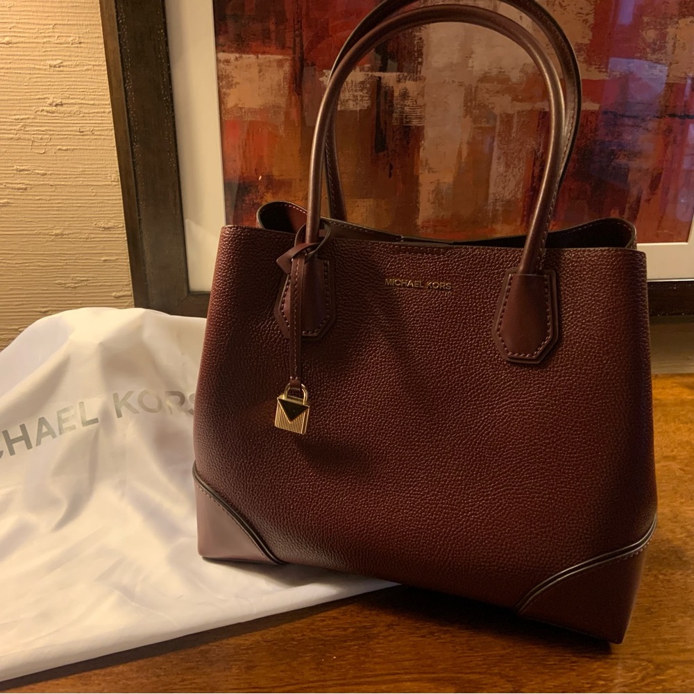 NWOT Michael Kors Medium Mercer Gallery Satchel - Oxblood